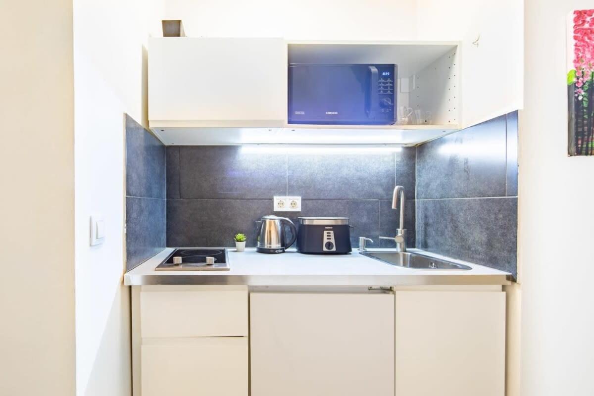 Central Room For Solo Traveller 布达佩斯 外观 照片