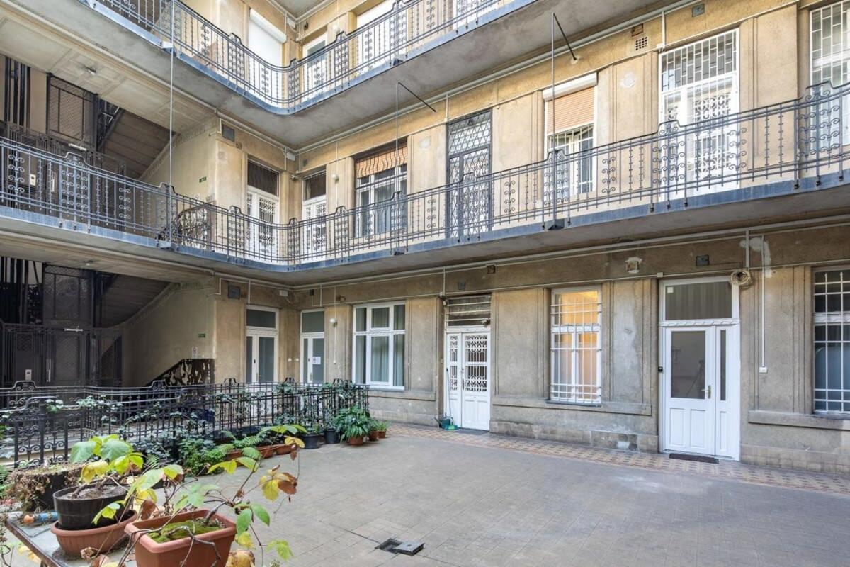 Central Room For Solo Traveller 布达佩斯 外观 照片